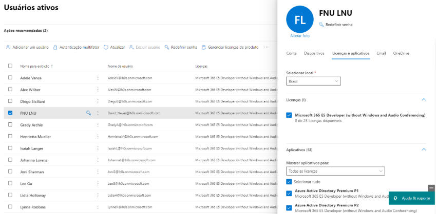 Print da área de administração da Microsoft. Nela, está sendo exibida informações sobre as licenças e aplicativos do usuário selecionado.