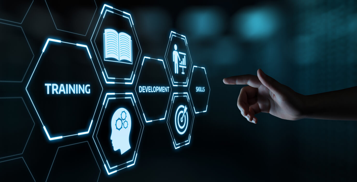 Conheça os cursos de tecnologia mais buscados pelas empresas