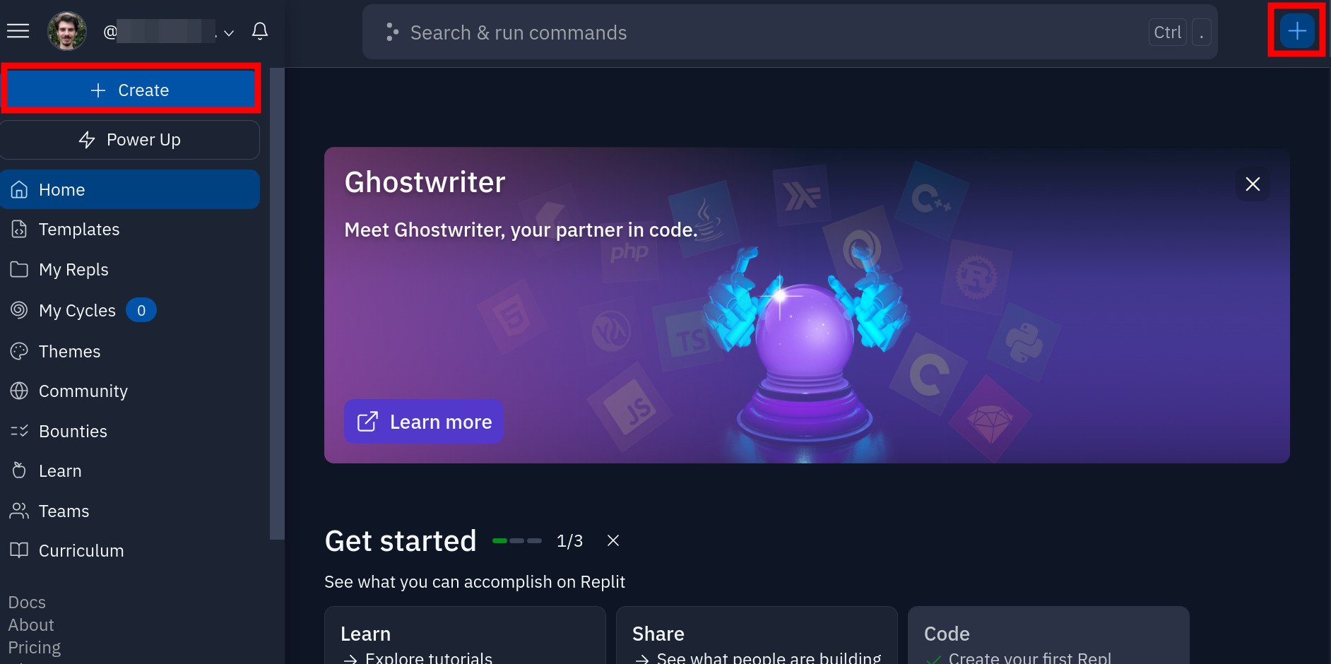 Imagem que mostra a interface inicial logo após o cadastro e login do usuário. Existe um destaque em vermelho no botão superior esquerdo que diz 