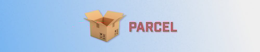 Logotipo do Parcel com letras na cor vermelha vermelha. À esquerda há uma caixa de papelão aberta e vazia. Centralizado sobre um fundo em degradê da cor azul claro para  a cor cinza claro.