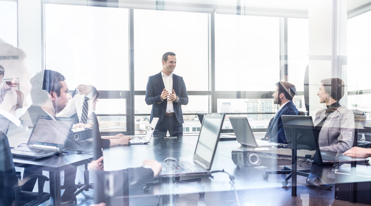 Os desafios e as estratégias para ser um líder de equipe de alta performance