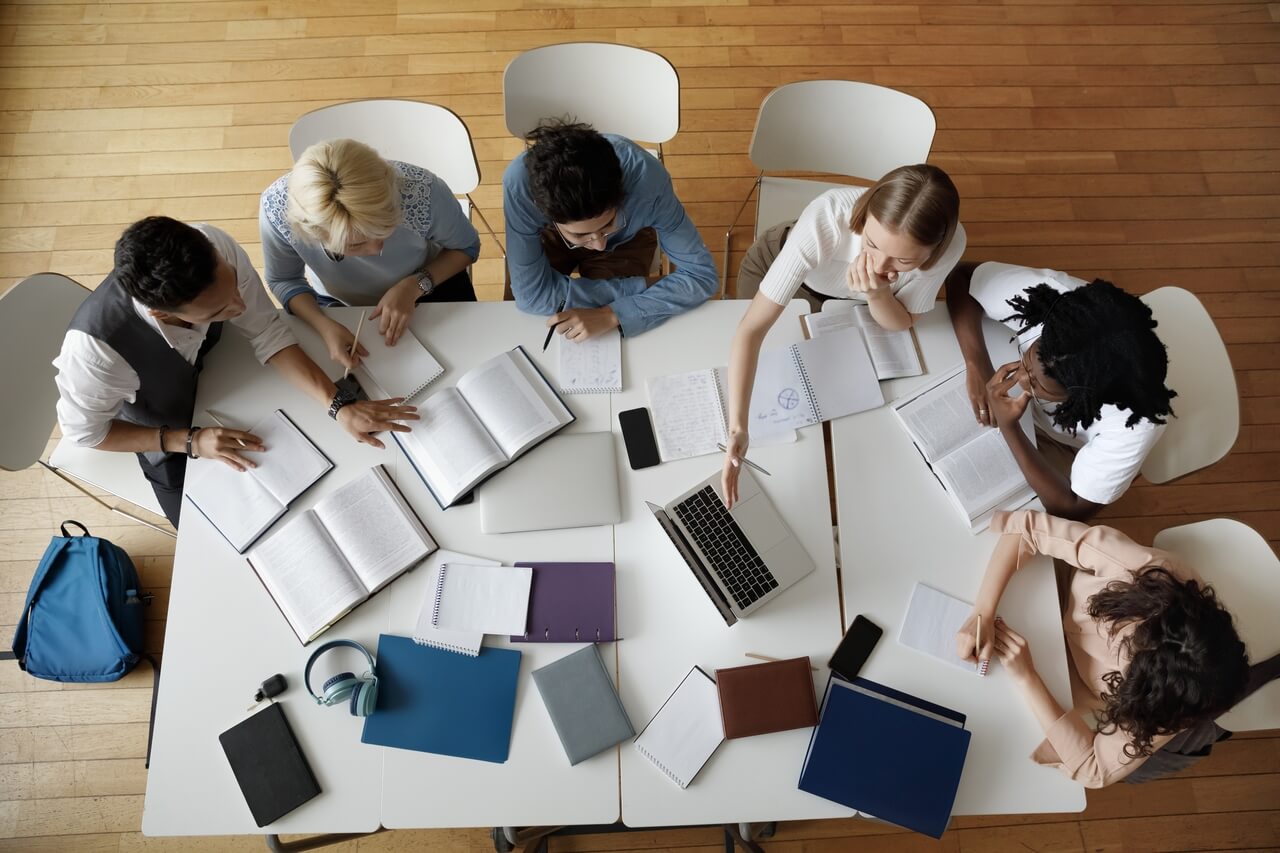O que é nanolearning e como ele funciona no contexto corporativo