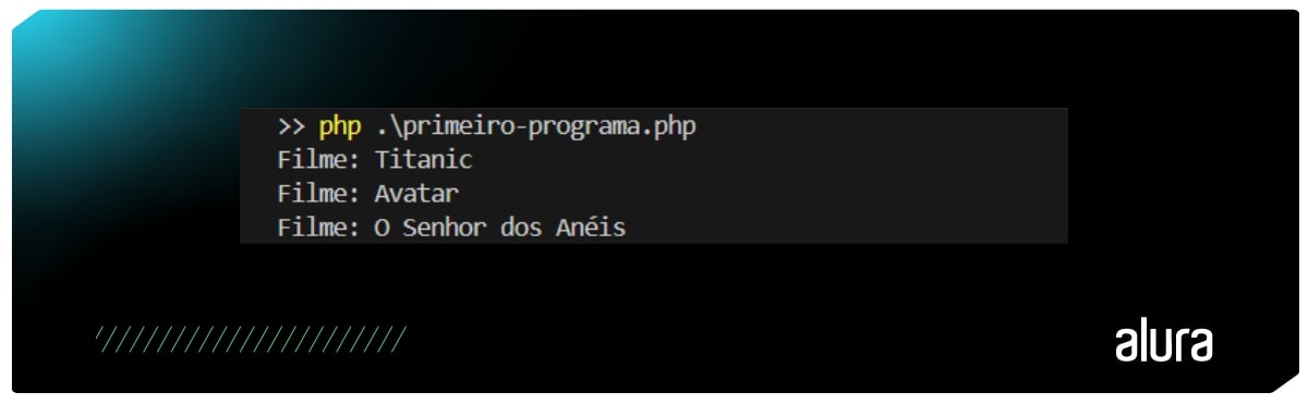 Terminal executando um script PHP que imprime os nomes dos filmes “Titanic