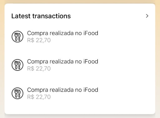 Seção do aplicativo Swift Bank que mostra três compras realizadas, cada uma no valor de R$ 22,70, com o título 