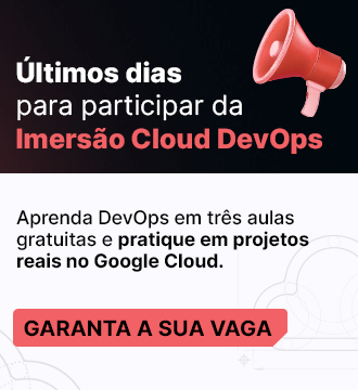 Banner promocional da Imersão Cloud DevOps da Alura e Google Cloud com o texto "INSCRIÇÕES ABERTAS PARA A PRIMEIRA EDIÇÃO DA IMERSÃO CLOUD DEVOPS" e a informação de 3 aulas gratuitas com certificado. A imagem mostra um desenvolvedor focado usando fones de ouvido em um computador, com uma colega trabalhando ao fundo, e um botão chamativo com a frase "GARANTA A SUA VAGA".