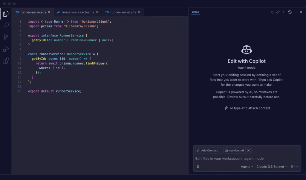 Captura de tela da interface do Visual Studio Code em modo escuro, mostrando um arquivo TypeScript aberto e o painel do GitHub Copilot Chat no 'Agent mode' (modo Agente).