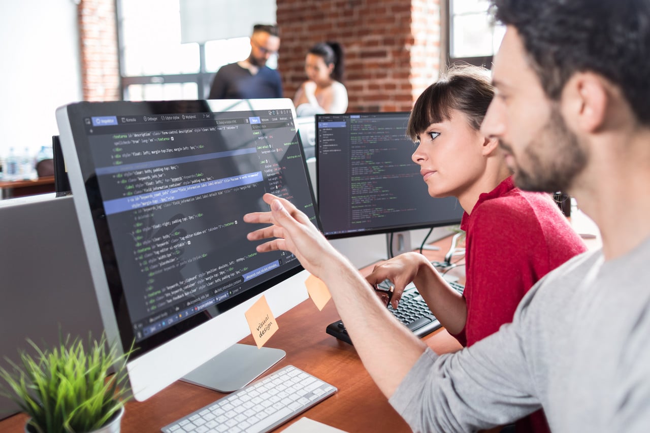 Saiba quais são as 10 Linguagens de programação mais usadas pelas empresas